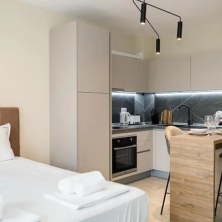 Stylish With Balcony - Bella Vita, By Flat Mаnаger Daire *