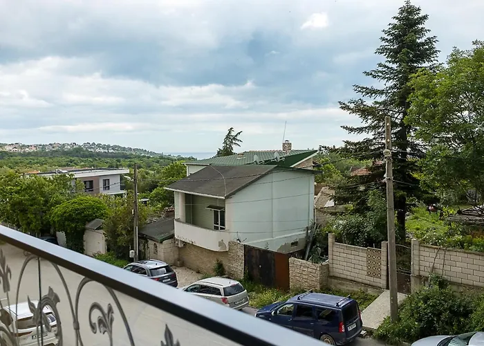 アパート Stylish With Balcony - Bella Vita, By Flat Mаnаger