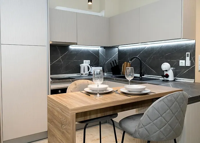 Stylish With Balcony - Bella Vita, By Flat Mаnаger アパート